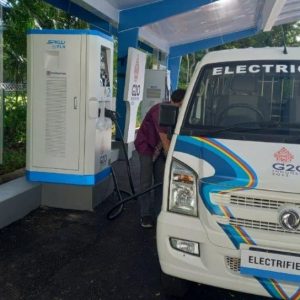 Mobil Listrik DFSK Turut Lancarkan KTT G20 di Bali