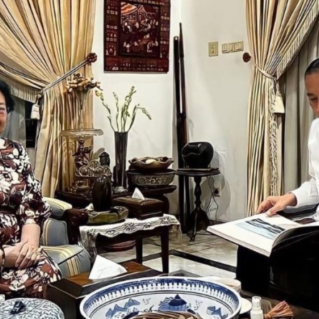 Presiden Jokowi Silaturahmi Idul Fitri ke Kediaman Megawati, Bahas Hal Ini