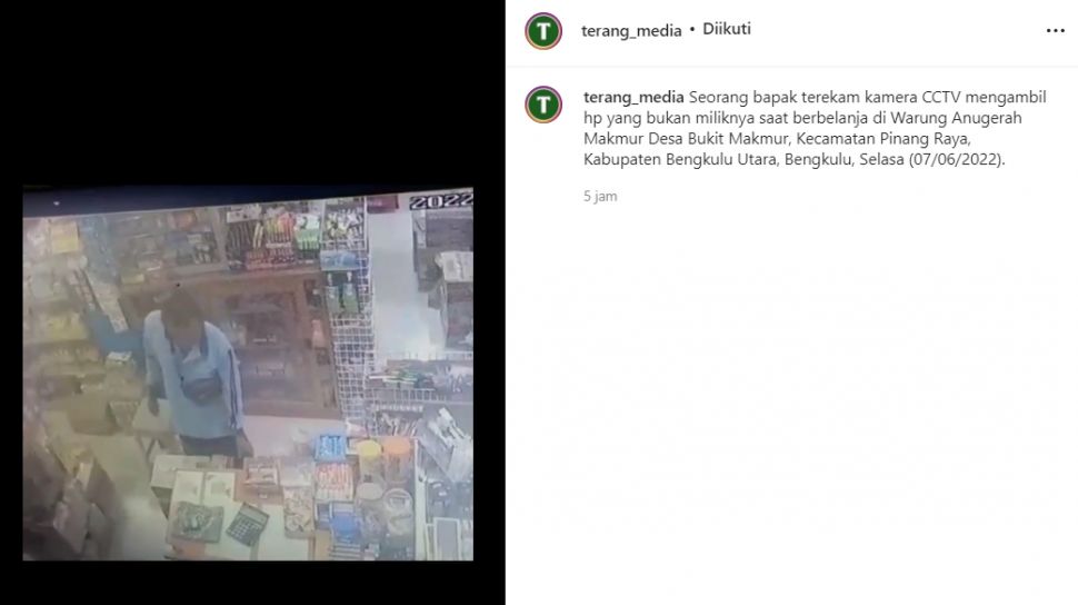 Terekam Kamera CCTV, Aksi Pria Curi Handphone Diduga Milik Pembeli yang Tertinggal di Toko Kelontong