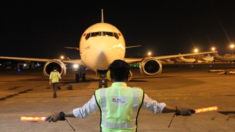 Dua Penerbangan Lombok-Bima Ditunda, Dampak Rob di Bandara Salahuddin