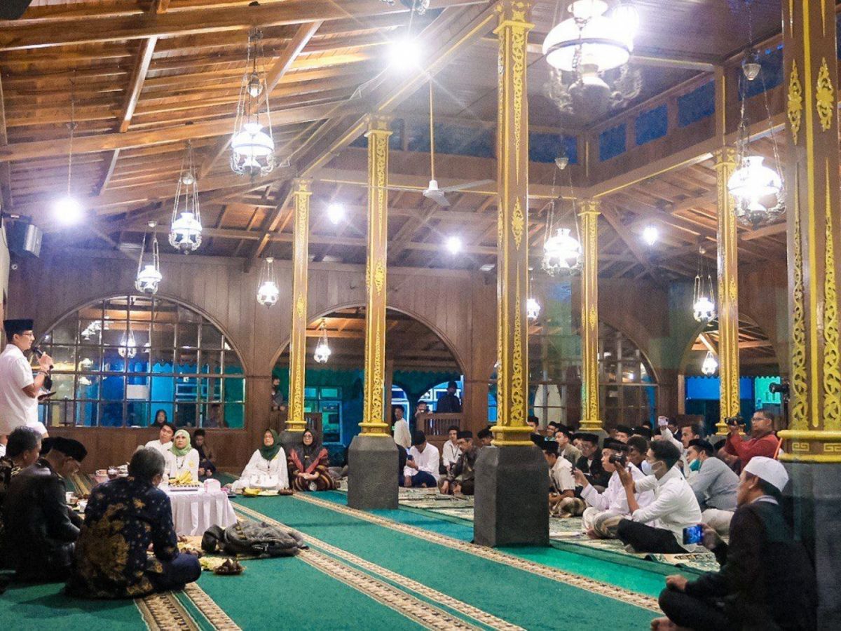 Wisata Religi Masjid Al Manshur Wonosobo Terus Dikembangkan